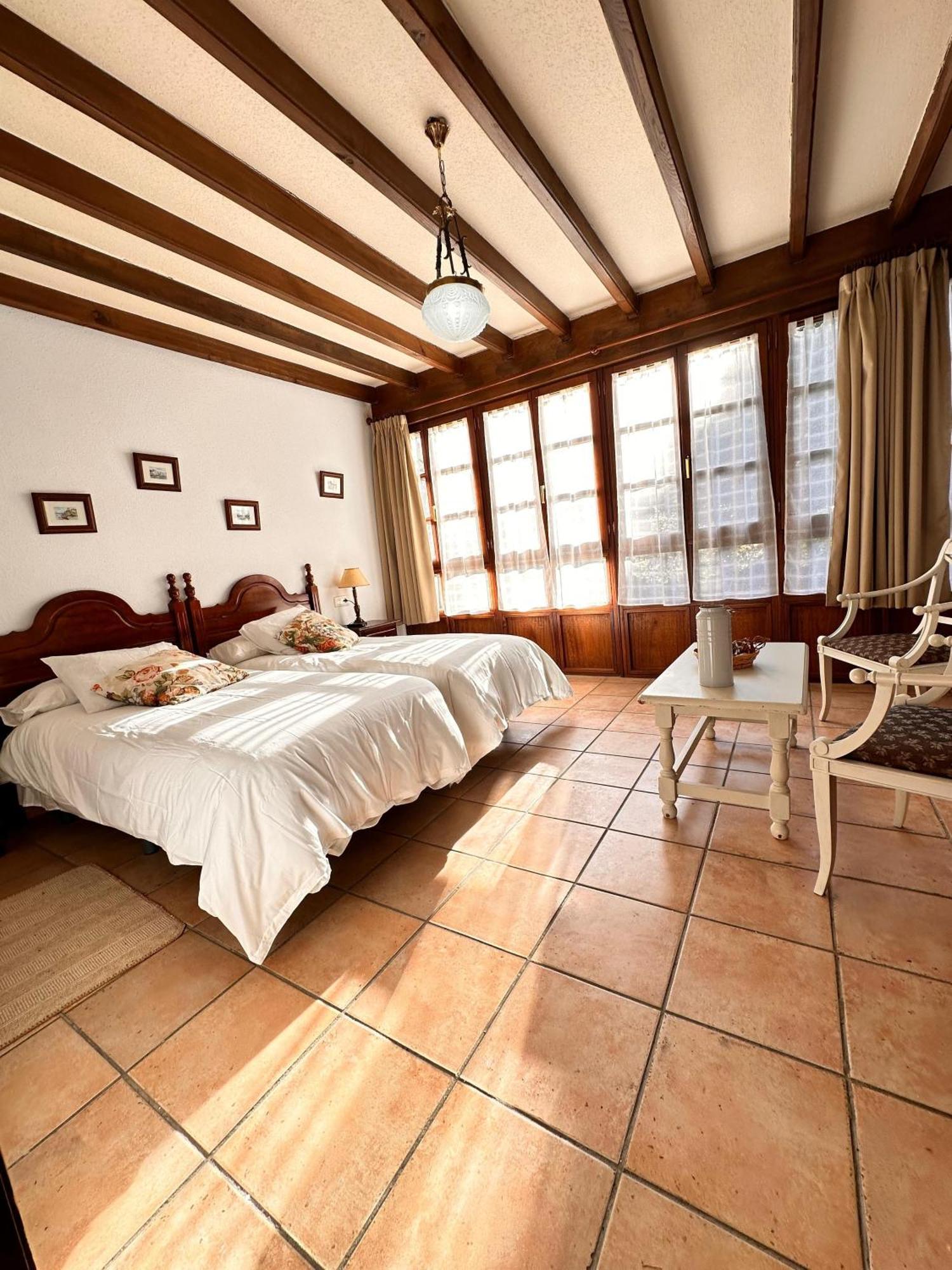 La Nozal De La Pena Guest House Villaviciosa  Ngoại thất bức ảnh